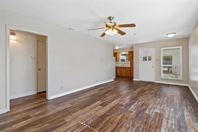 1704 Broadway St, Denton, TX 76201 - photo 4