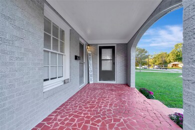 1734 E California St, Gainesville, TX 76240 - photo 4