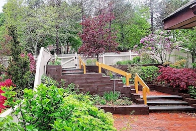 67 Algonquin Rd, Chestnut Hill, MA 02467 - photo 2