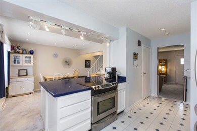 4162 Aspen Ct, Waterloo, IA 50701 - photo 6