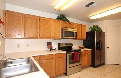Kitchen2