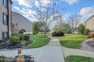 17 Emerald Ln, Old Bridge, NJ 08857 - photo 2