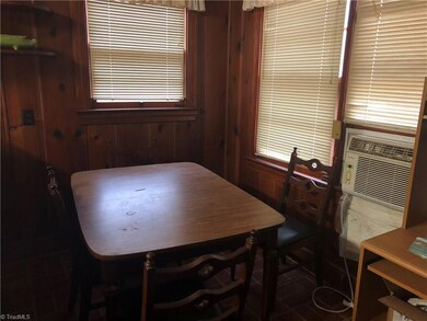 605 Playground Rd, Archdale, NC 27263 - photo 7