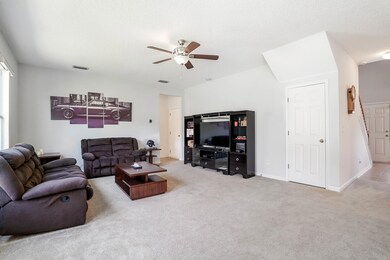 11094 Campus Heights Ln, Jacksonville, FL 32218 - photo 3