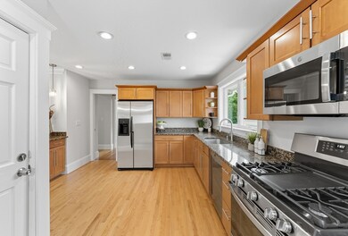 11 Payson Rd unit 11, Belmont, MA 02478 - photo 4