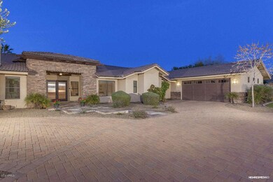 Paver motor court / 4 car garage!