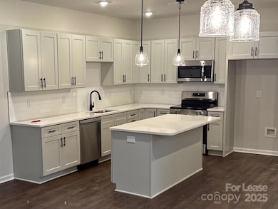 9719 Misenheimer Rd unit 5B, Charlotte, NC 28215 - photo 5