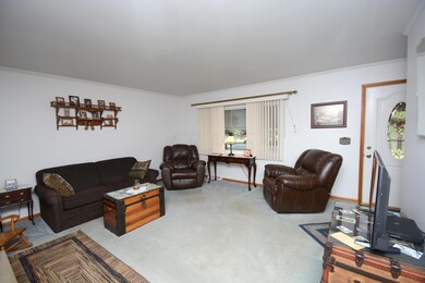 5444 Willowwood Rd, Columbus, OH 43229 - photo 3