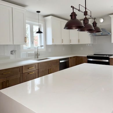 580 Broad St unit 2, Bridgewater, MA 02324 - photo 3