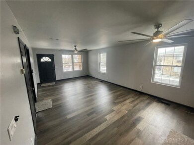 244 Pointview Ave, Dayton, OH 45405 - photo 4