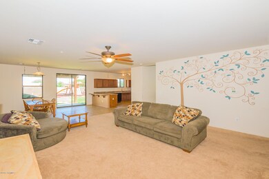 013 - 1460 N. Darlene Place