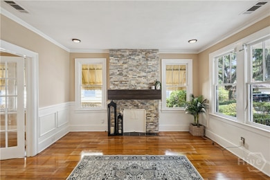 Living Room2