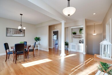 6-web-or-mls-1201-thornapple-way