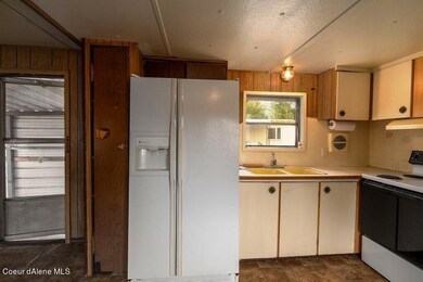 8595 W 4th St, Rathdrum, ID 83858 - photo 5