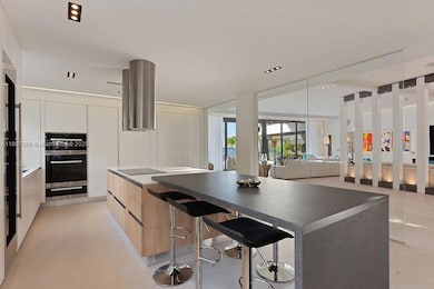 7972 Biscayne Point Cir, Miami Beach, FL 33141 - photo 6