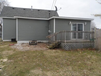 502 N East St, Tipton, IN 46072 - photo 7