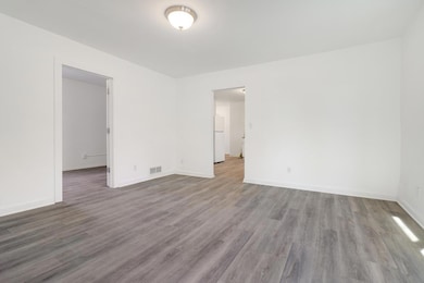 585 Sherburne Ave, Saint Paul, MN 55103 - photo 7