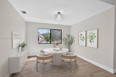 19 Lexington Ln W unit E, Palm Beach Gardens, FL 33418 - photo 6