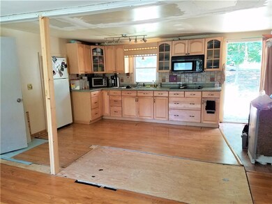 1 Pamela Dr, Greenville, RI 02828 - photo 4