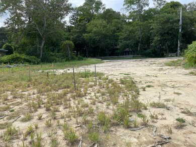 Flat level lot