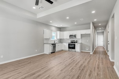 9846 Golden Ln, Lumberton, TX 77657 - photo 3