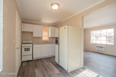 2 E Navajo Rd unit B, Tucson, AZ 85705 - photo 4