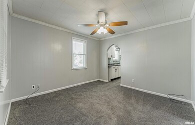 731 Galena St, Lincoln, IL 62656 - photo 4