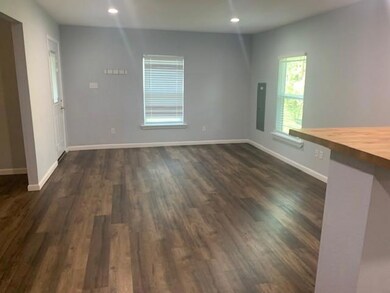 2517 W Walker St, Denison, TX 75020 - photo 6