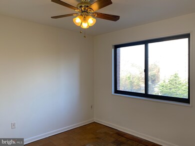 Takoma Phoenix unit 601, Takoma Park, MD 20912 - photo 4