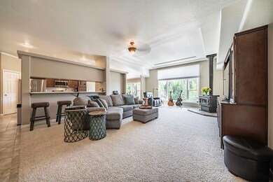 2010 Stewart Rd, Grants Pass, OR 97526 - photo 4