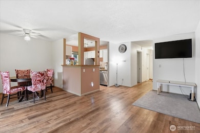 12515 NE 132nd Ct unit A101, Kirkland, WA 98034 - photo 3