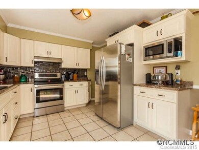 193 Mount Carmel Rd, Asheville, NC 28806 - photo 5