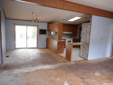 5192 10th St SE, Salem, OR 97306 - photo 3