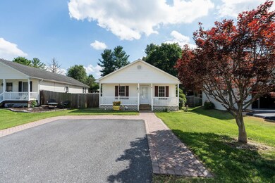 115 Hodge St, Stuarts Draft, VA 24477 - photo 6