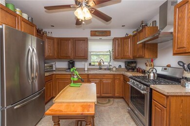 Totally new kitchen with a great design, abundant 