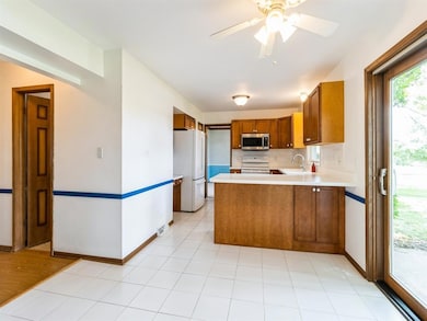 2100 Meadow Brook Dr unit 103, West Des Moines, IA 50265 - photo 6