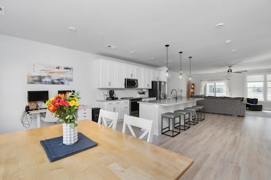 824 Wesley Ln unit B, Charlottesville, VA 22911 - photo 7