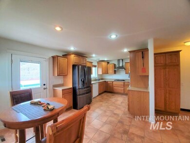 101 Appleford Dr, Asotin, WA 99402 - photo 4