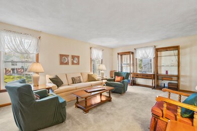 6 Cathedral Cir, Nashua, NH 03063 - photo 5