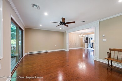 06_05Living_Room_mls
