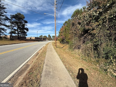 8624 Webb Rd, Riverdale, GA 30274 - photo 2