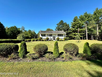 13 Wall St, Corinth, NY 12822 - photo 2