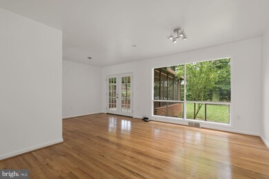 6637 Adrian St, New Carrollton, MD 20784 - photo 3