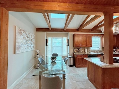 11831 Thornberry Ln, Baton Rouge, LA 70810 - photo 2