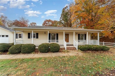 885 Rockcliff Terrace, Asheboro, NC 27205 - photo 2