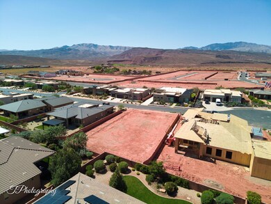 1-web-or-mls-150 N Arrowhead Ln-10