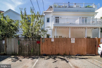 3241 N St NW unit 1, Washington, DC 20007 - photo 2