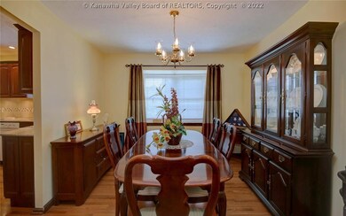 13 Timberlake Dr, Scott Depot, WV 25560 - photo 5