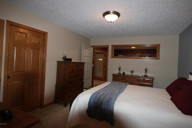 8240 Ridgestone Dr SW unit 33, Byron Center, MI 49315 - photo 7
