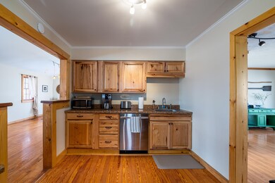 307 Riverview Dr, Luray, VA 22835 - photo 3